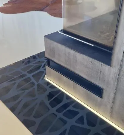 Exklusives Design-penthouse Mc1 Apartman